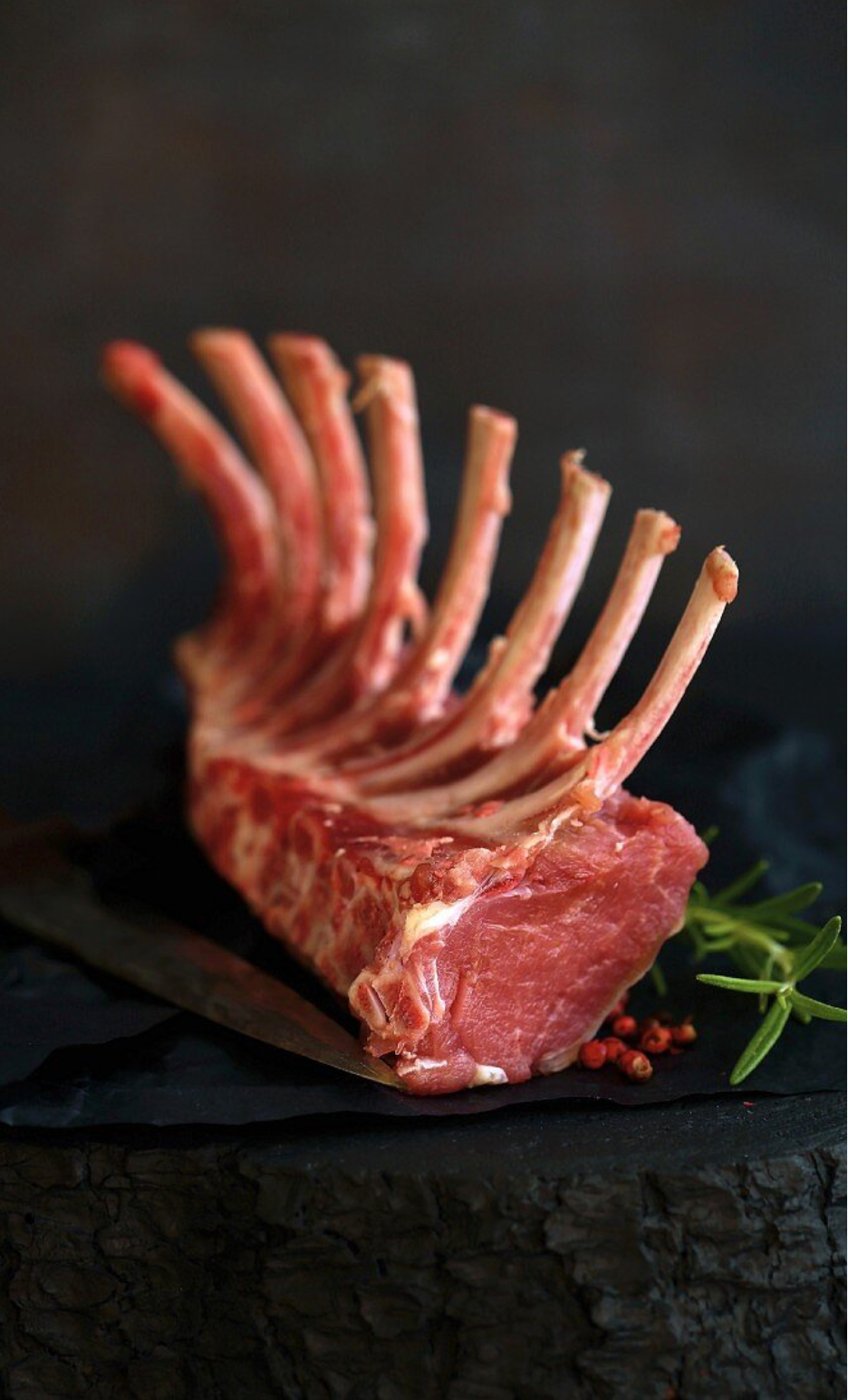 • RIB RACK & SHOULDER BOX • 1/4 LAMB • RIBS SHOULDER LOIN CHOPS SHANKS & GROUND • 15 POUNDS